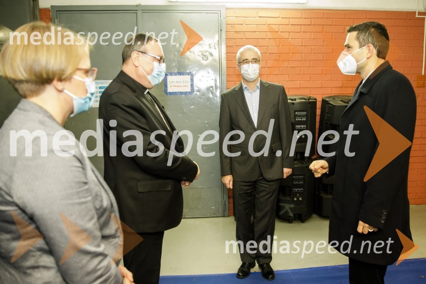 mag. Alojzij Cvikl, predsednik Slovenske karitas;  Peter  Tomažič, generalni tajnik Slovenske karitas;  Matej Tonin, podpredsednik vlade in minister za obramboKlic dobrote 2021, dobrodelni koncert