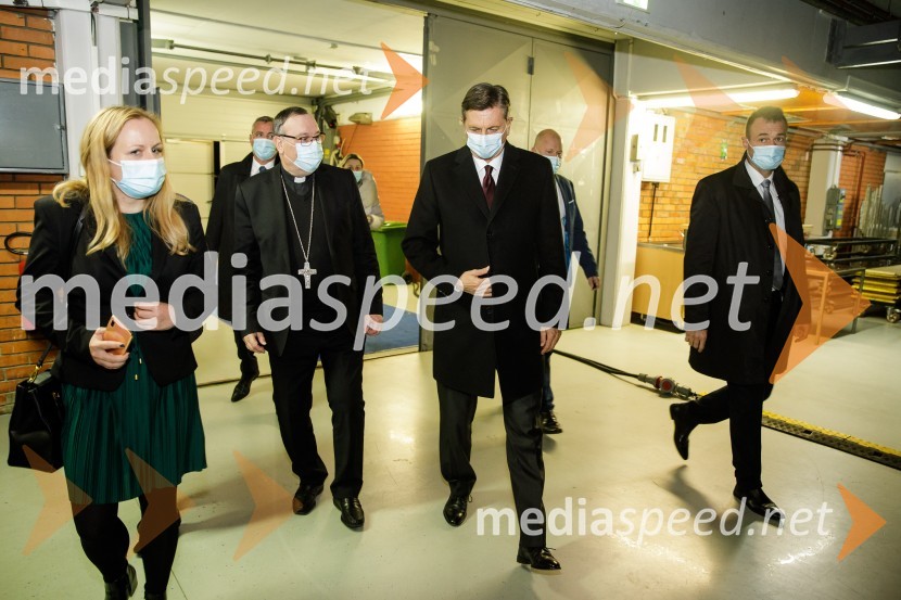  ... ; mag. Alojzij Cvikl, predsednik Slovenske karitas;  Borut Pahor, predsednik Republike Slovenije;  ... Klic dobrote 2021, dobrodelni koncert