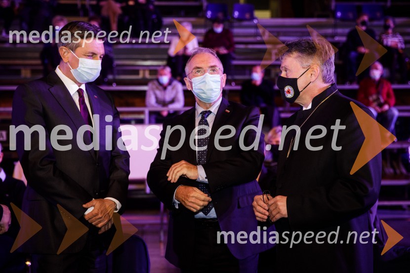  Borut Pahor, predsednik Republike Slovenije;  Aleš Hojs, Minister za notranje zadeve;  ... Klic dobrote 2021, dobrodelni koncert