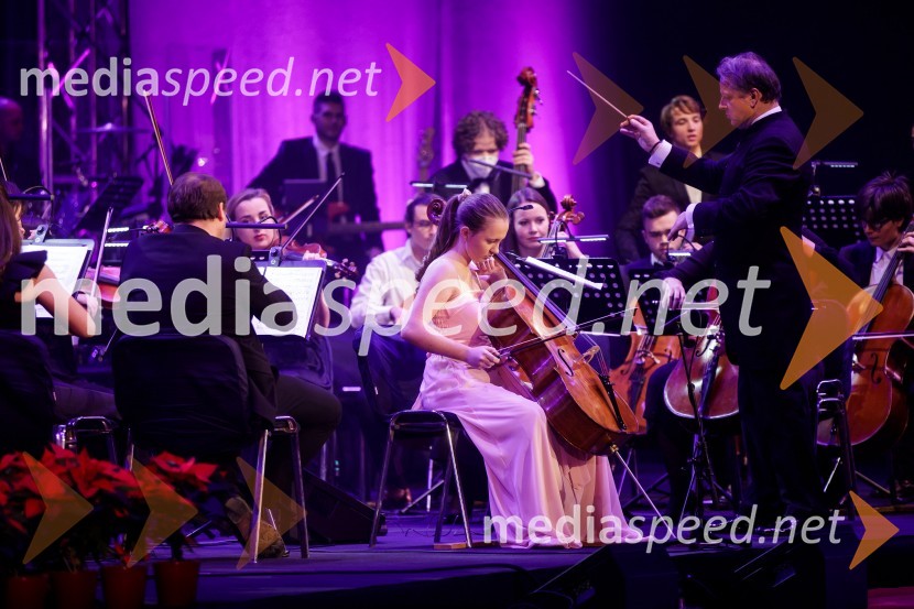 Orkester Cantabile pod vodstvom Marjana Grdadolnika s Patricijo AvšičKlic dobrote 2021, dobrodelni koncert