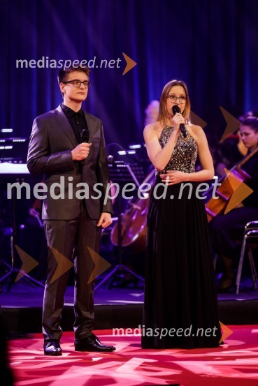  Simon  Zgonc;  Neža MočnikKlic dobrote 2021, dobrodelni koncert