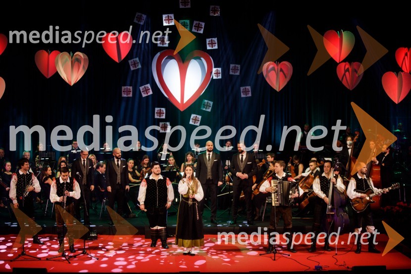 Ansambel Saša Avsenika s skupino Kvatropirci in orkester Cantabile pod vodstvom Marjana GrdadolnikaKlic dobrote 2021, dobrodelni koncert