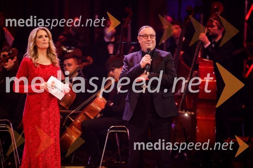  Bernarda Žarn, voditeljica; mag. Alojzij Cvikl, predsednik Slovenske karitasKlic dobrote 2021, dobrodelni koncert