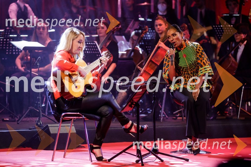  Eva  Hren, pevka;  Irena Yebuah Tiran, operna pevkaKlic dobrote 2021, dobrodelni koncert