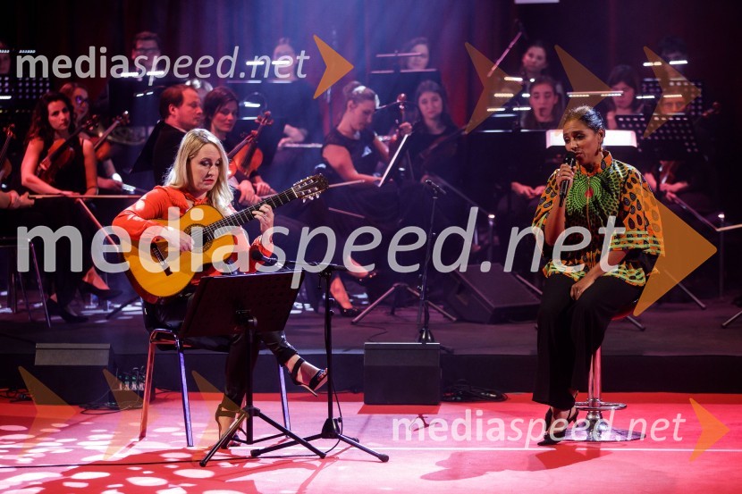  Eva  Hren, pevka;  Irena Yebuah Tiran, operna pevkaKlic dobrote 2021, dobrodelni koncert