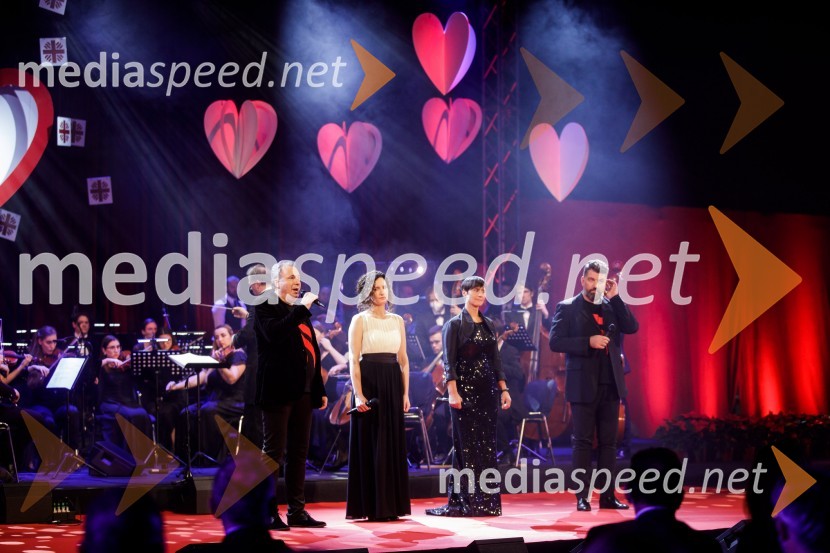  Marjan Bunič, pevec, voditelj, Radio Ognjišče;  Petra Stopar, pevka;  Urša Sešek;  Jure Sešek, radijski moderatorKlic dobrote 2021, dobrodelni koncert