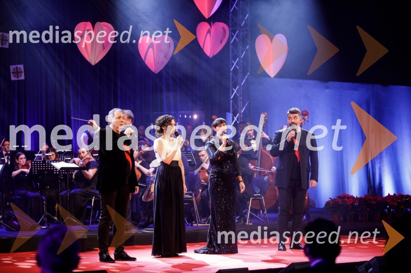  Marjan Bunič, pevec, voditelj, Radio Ognjišče;  Petra Stopar, pevka;  Urša Sešek;  Jure Sešek, radijski moderatorKlic dobrote 2021, dobrodelni koncert