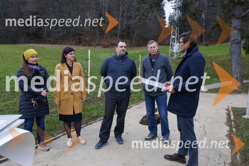 V Kranju začeli z akcijo »KR posvoji drevo«