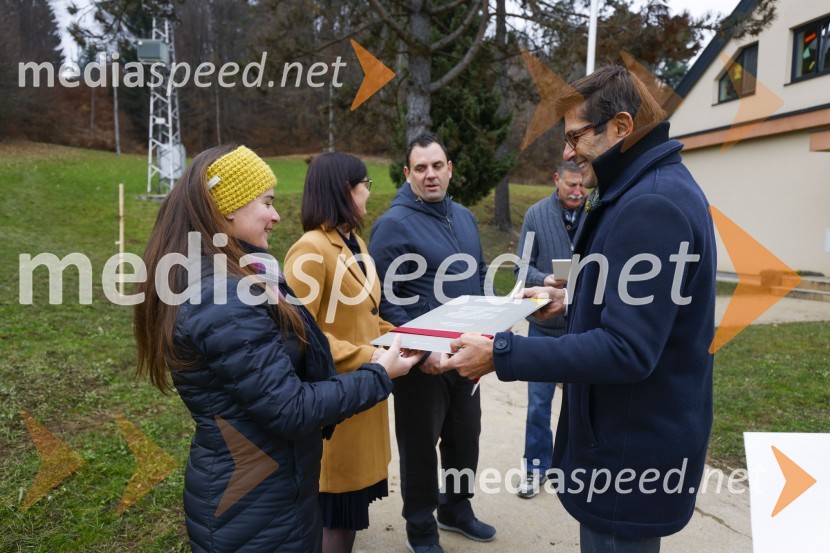 V Kranju začeli z akcijo »KR posvoji drevo«