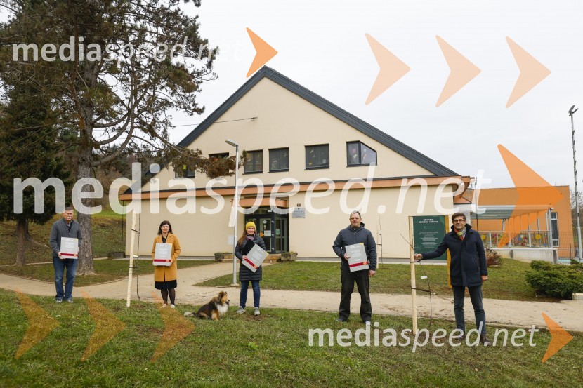 V Kranju začeli z akcijo »KR posvoji drevo«