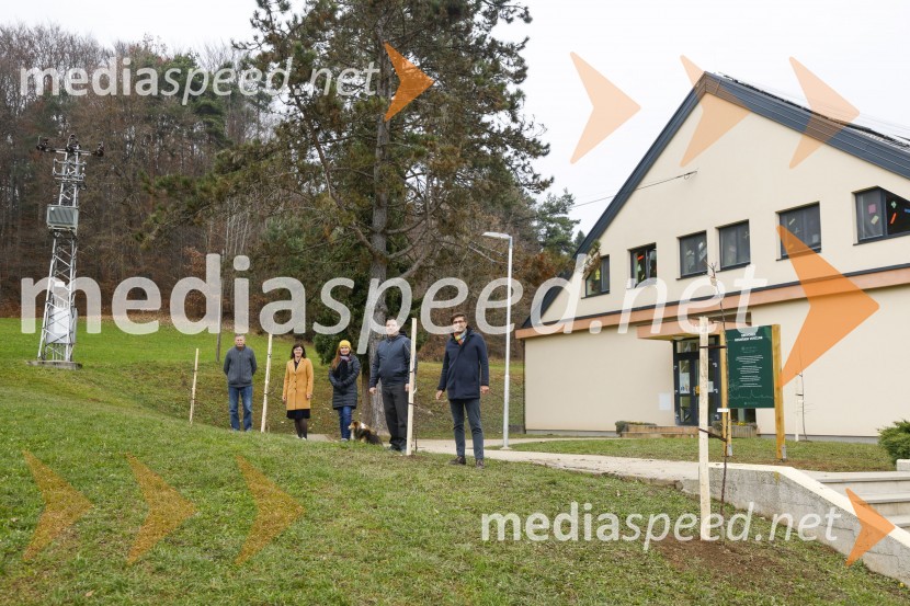 V Kranju začeli z akcijo »KR posvoji drevo«