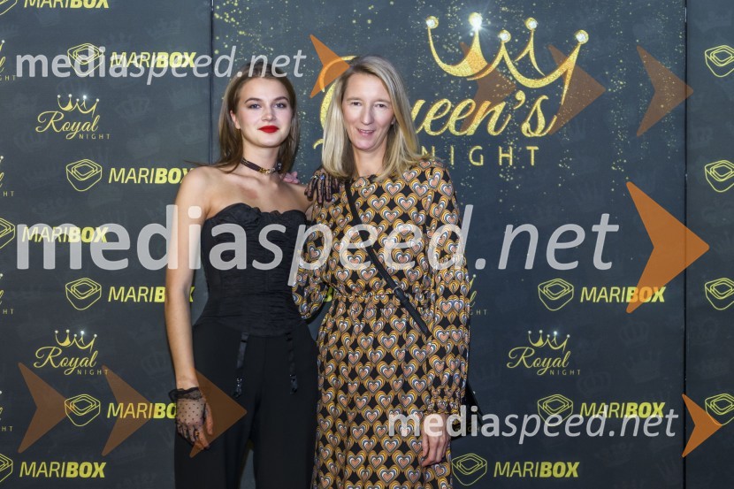  Karolina Lombergar;  Tina BenkoQueen's Night v Mariboxu v znamenju mode in Hiše Gucci