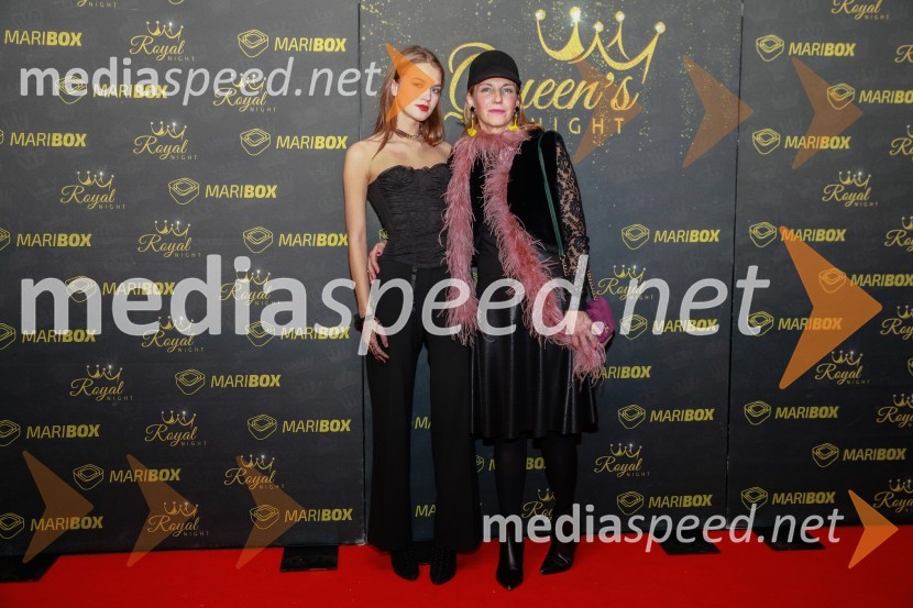  Karolina Lombergar;  Bojana Kovačič Zemljič, oblikovalka nakita E2RDQueen's Night v Mariboxu v znamenju mode in Hiše Gucci