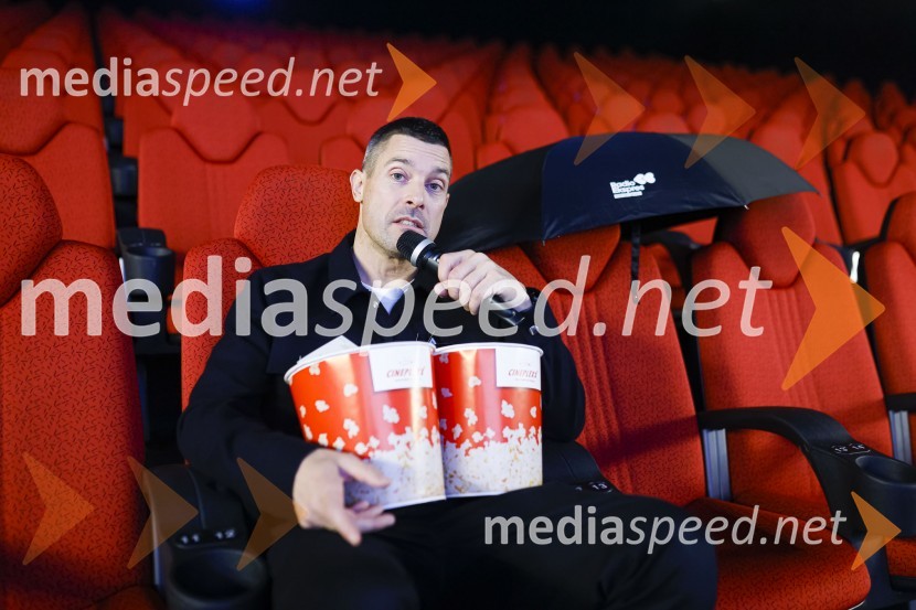  Klemen Bučan, radijski voditelj, stand-up komik, DJPremiera Hiša Gucci - Cineplexx