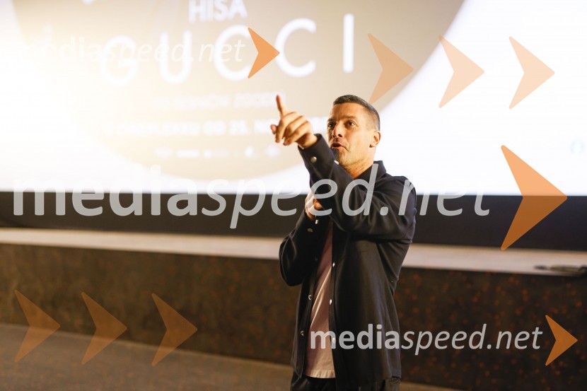  Klemen Bučan, radijski voditelj, stand-up komik, DJPremiera Hiša Gucci - Cineplexx