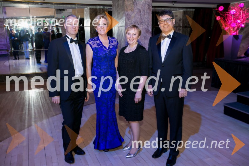  Igor Lah, podjetnik;  Mojca Lah, članica odbora SILA-IWCL;  Ksenja Špilar Božič;  Andrej  Božič, CEO, Steklarna Hrastnik100 najbogatejših Slovencev pred objektivom Mediaspeed