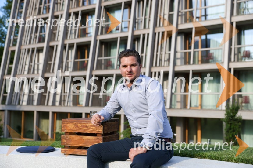  Damian Merlak, nekdanji solastnik kripto borze Bitstamp100 najbogatejših Slovencev pred objektivom Mediaspeed