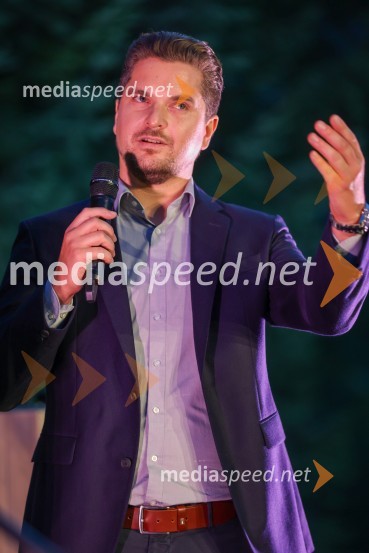  Damian Merlak, nekdanji solastnik kripto borze Bitstamp100 najbogatejših Slovencev pred objektivom Mediaspeed