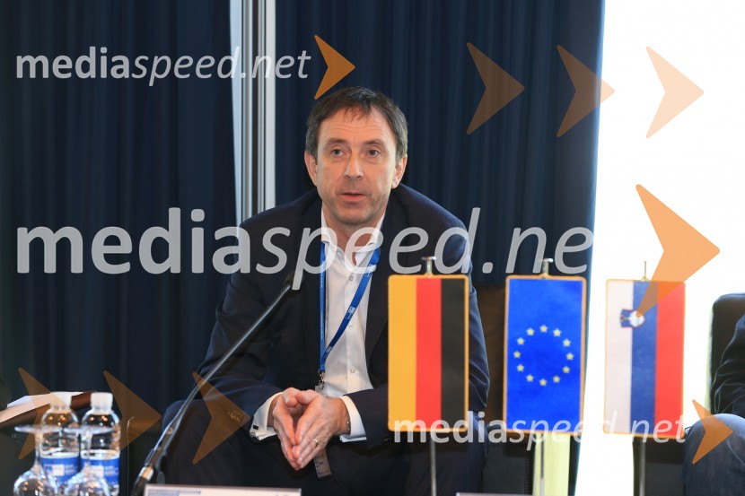  Marjan Pogačnik, Iskra Mehanizmi100 najbogatejših Slovencev pred objektivom Mediaspeed