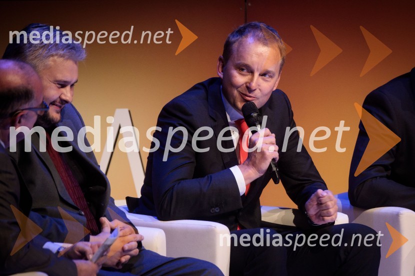  Robert  Medle, direktor Roletarstvo Medle100 najbogatejših Slovencev pred objektivom Mediaspeed