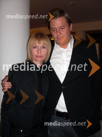 Tanja Šimonka, direktorica Zavoda za kulturo in promocijo Lendava in Črt Cifer, glavni in odgovorni urednik revije Performer magazinKaligula, slovenska premiera predstave Tomaža Pandurja