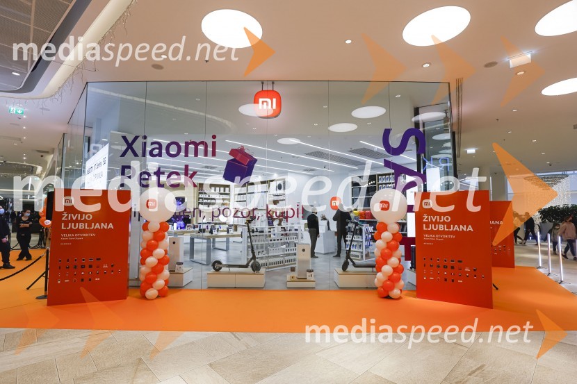 Ljubljana z navdušenjem pospremila odprtje trgovine Xiaomi Store