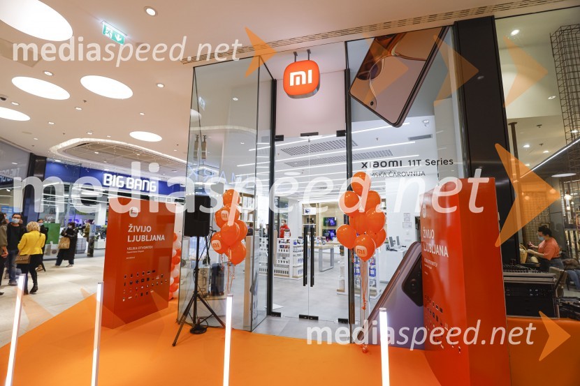 Ljubljana z navdušenjem pospremila odprtje trgovine Xiaomi Store