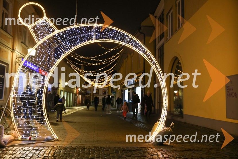 Prižig prazničnih lučk v Mariboru 2021