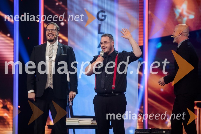  Sašo Stare, stand up komik, voditelj;  Matic      Klemenc ;  Peter Poles, televizijski voditeljSlovenija ima talent 2021, četrta polfinalna oddaja