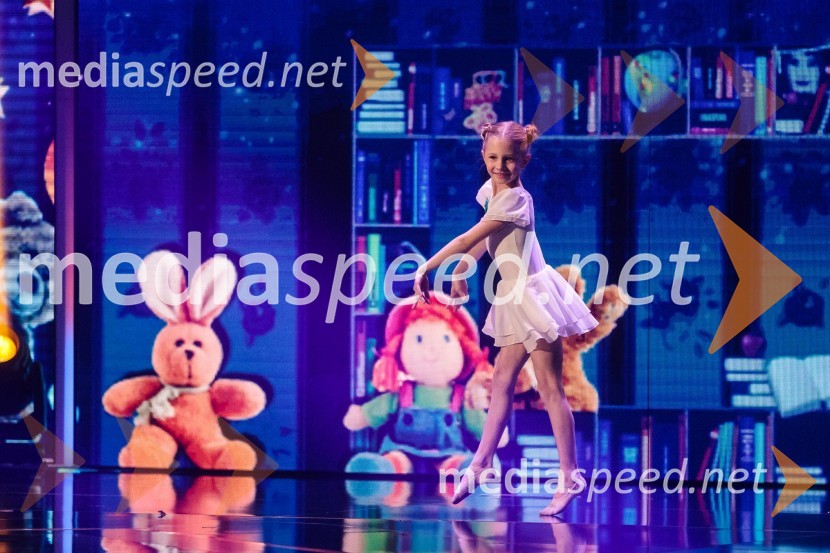  Julija AntauerSlovenija ima talent 2021, četrta polfinalna oddaja