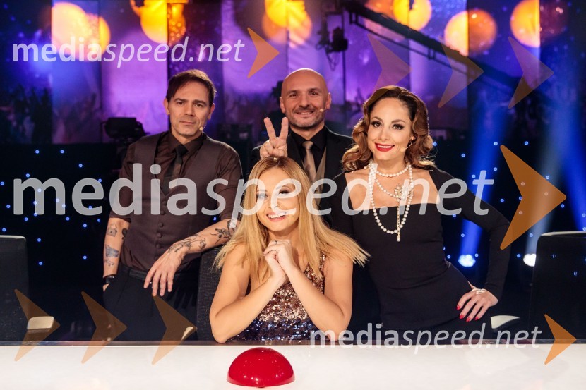  Lado Bizovičar, igralec;  Marjetka Vovk, pevka, duo Maraaya;  Branko Čakarmiš,  programski direktor, Pro Plus;  Ana Klašnja, balerinaSlovenija ima talent 2021, četrta polfinalna oddaja