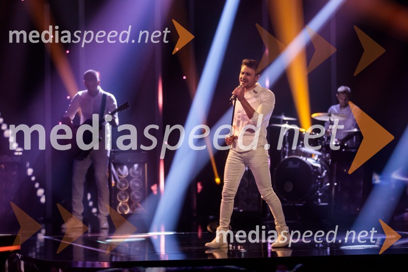  Dino Petrić, pevecSlovenija ima talent 2021, četrta polfinalna oddaja