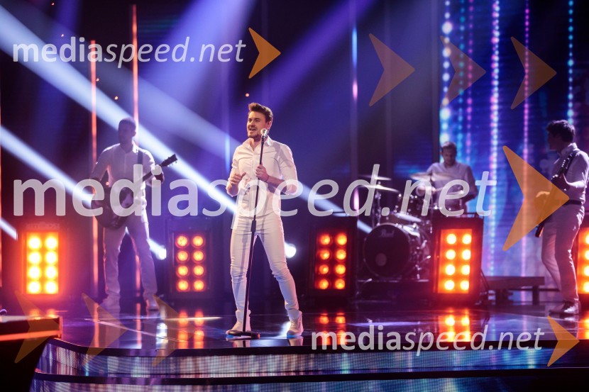  Dino Petrić, pevecSlovenija ima talent 2021, četrta polfinalna oddaja