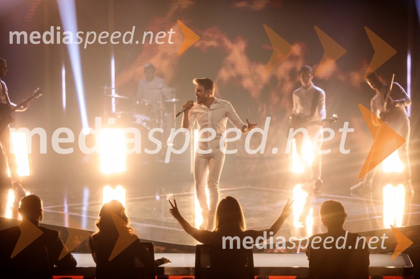  Dino Petrić, pevecSlovenija ima talent 2021, četrta polfinalna oddaja