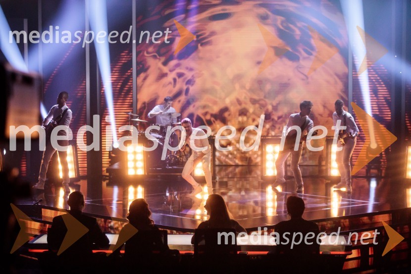  Dino Petrić, pevecSlovenija ima talent 2021, četrta polfinalna oddaja