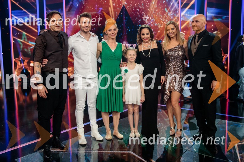  Lado Bizovičar, igralec;  Dino Petrić, pevec;  Suzana Majer;  Julija Antauer;  Ana Klašnja, balerina;  Marjetka Vovk, pevka, duo Maraaya;  Branko Čakarmiš,  programski direktor, Pro PlusSlovenija ima talent 2021, četrta polfinalna oddaja