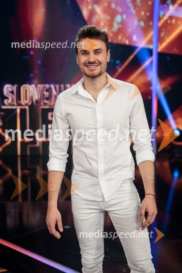  Dino Petrić, pevecSlovenija ima talent 2021, četrta polfinalna oddaja