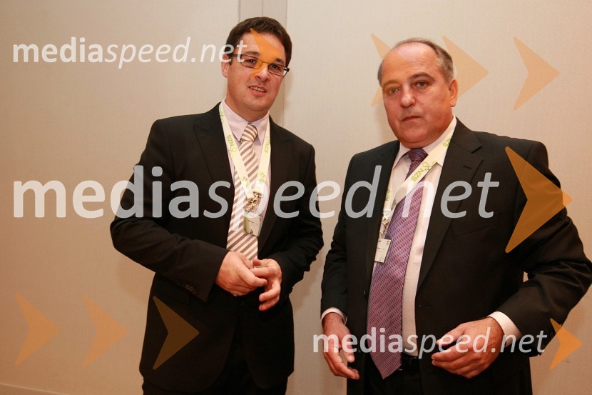 Matjaž Vogrin, dr. med., UKC Maribor in doc. dr. Anton Crnjac, dr. med., strokovni direktor UKC MariborNogomed 2008, mednarodna konferenca o medicini v nogometu