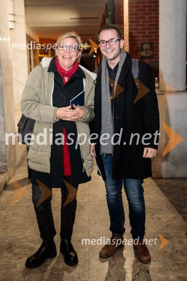 mag. Neda Rusjan Bric, režiserka in igralka ;  Rok Andres, dramaturgTridesetletnice, premiera tragikomične predstave