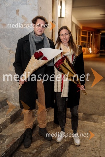  Martin Vogrin, avtor glasbe;  ... Tridesetletnice, premiera tragikomične predstave