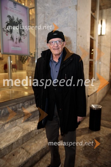 Tridesetletnice, premiera tragikomične predstave