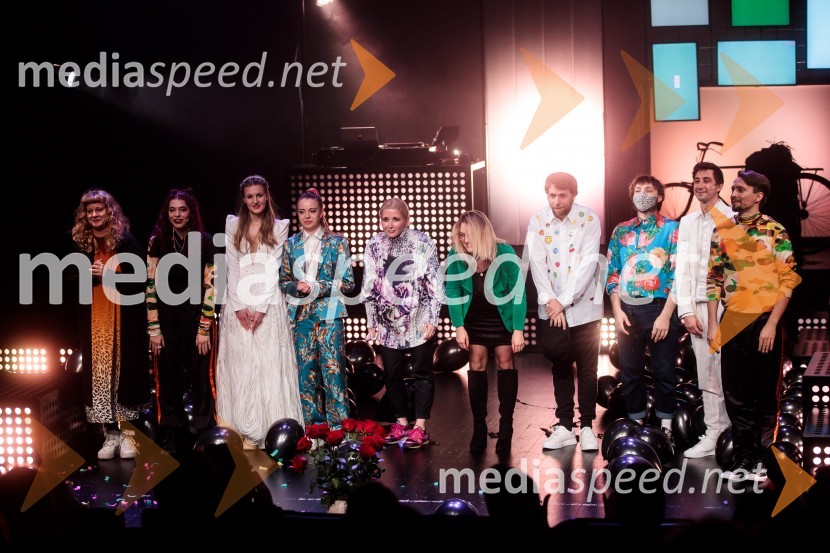  Tijana Zijanič, slovenska gledališka režiserka;  Anuša  Kodelja, igralka;  Lucija Harum, igralka;  Lara Fortuna, igralka;  Eva Mahkovic, dramaturginja;  Tereza  Gregorič, dramaturginja;  Anže Vrabec, avtor glasbenih priredb in korepetitor;  Matic Hrovat, kostumograf;  Žiga Udir, igralec;  Jure Kopušar, igralecTridesetletnice, premiera tragikomične predstave