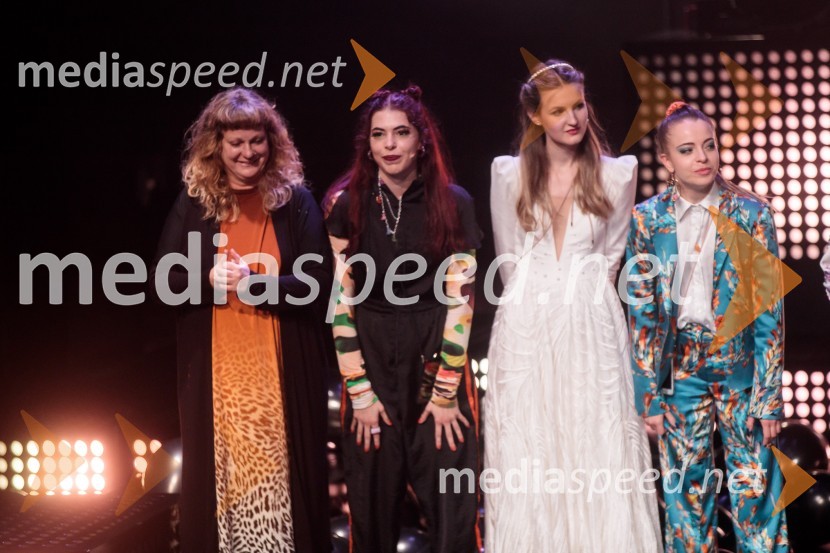  Tijana Zinajić, režiserka;  Anuša  Kodelja, igralka;  Lucija Harum, igralka;  Lara Fortuna, igralkaTridesetletnice, premiera tragikomične predstave