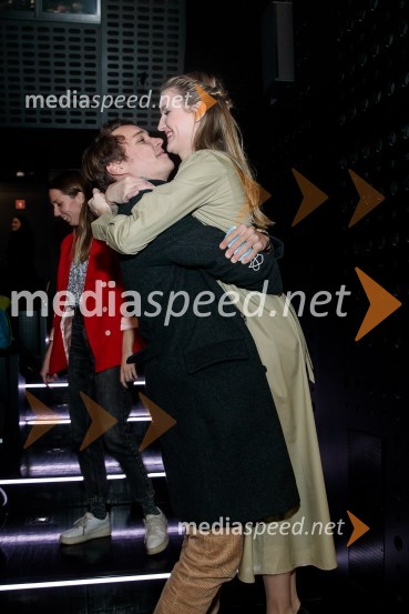  Martin Vogrin, avtor glasbe;  Lucija Harum, igralkaTridesetletnice, premiera tragikomične predstave