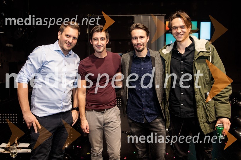  Marko Bratuš, umetniški vodja SNG Nova Gorica;  Žiga Udir, igralec;  Jure Kopušar, igralec;  Lovro Zafred, igralecTridesetletnice, premiera tragikomične predstave