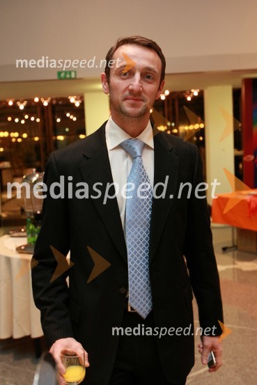 dr. Robert Śmigielski, Carolina Medical Center (Poljska)Nogomed 2008, mednarodna konferenca o medicini v nogometu