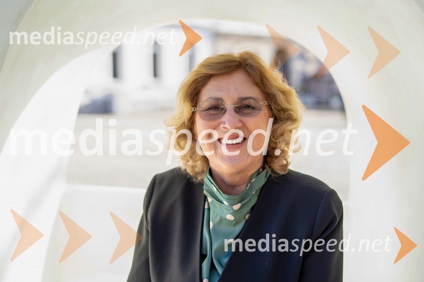 prim. Danica Avsec, dr. med., svetnica in direktorica Zavoda RS za presaditev organov in tkiv Slovenijadr. Danica Avsec, direktorica zavoda RS za presaditve organov in tkiv Slovenija-transplant