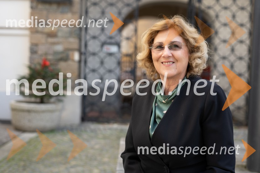 prim. Danica Avsec, dr. med., svetnica in direktorica Zavoda RS za presaditev organov in tkiv Slovenijadr. Danica Avsec, direktorica zavoda RS za presaditve organov in tkiv Slovenija-transplant