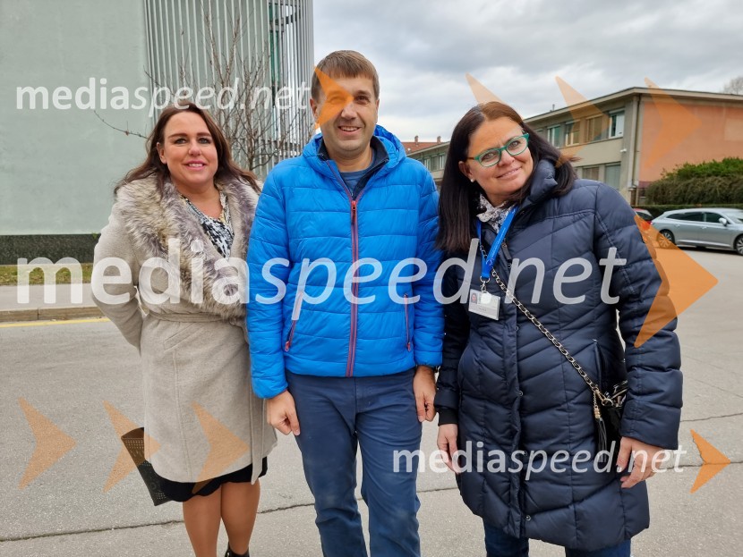  Nina Rus Turuk, odnosi z javnostmi v Skupini Žito;  Luka  Renko , pobudnik in ustanovitelj Covid 19 - Sledilnik, nekdanji CTO v Outfit7;  Tina Roš, UKC LjubljanaCovid-19 sledilnik s slovenskimi podjetji za zdravstvene delavce