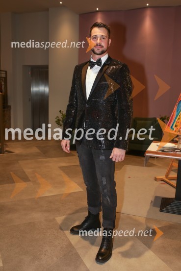  Tomi Gomilšek, raperSlovenski influencerji na predstavitvi prvega instagramerskega hotela v Evropi